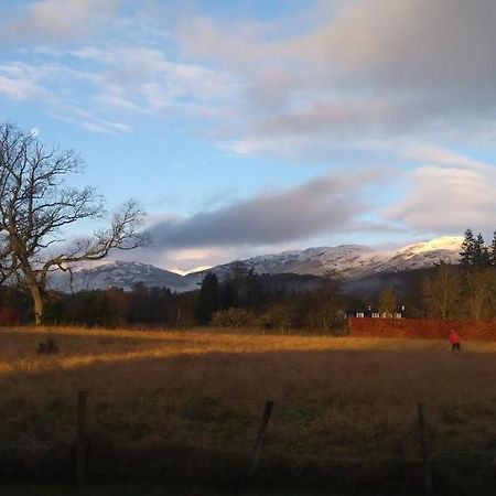 Aquila Retreats Bed & Breakfast Comrie Exterior photo