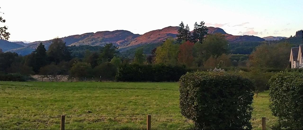 Aquila Retreats Bed & Breakfast Comrie Exterior photo