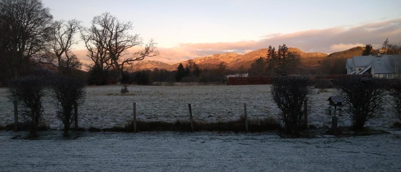 Aquila Retreats Bed & Breakfast Comrie Exterior photo
